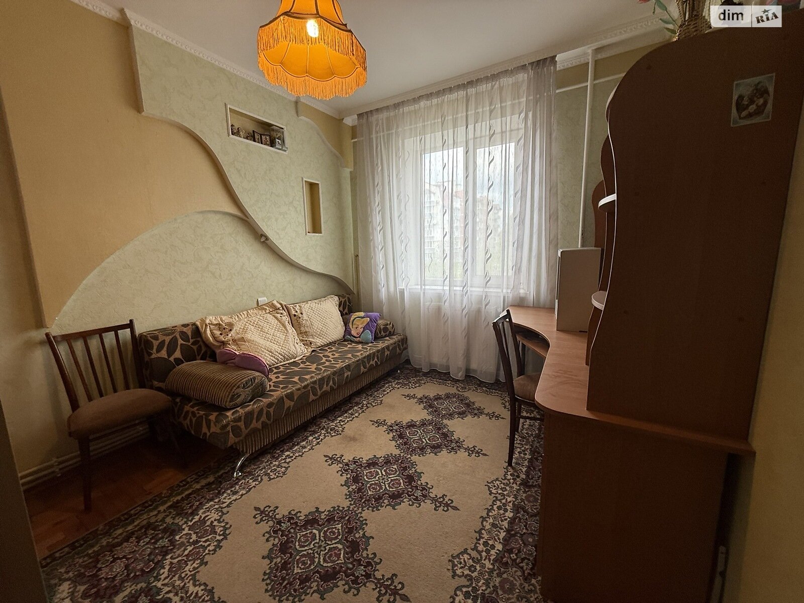 Продаж трикімнатної квартири в Тернополі, на вул. Володимира Великого, район Аляска фото 1 Продаж трикімнатної квартири в Тернополі, на вул. Володимира Великого, район Аляска фото 1