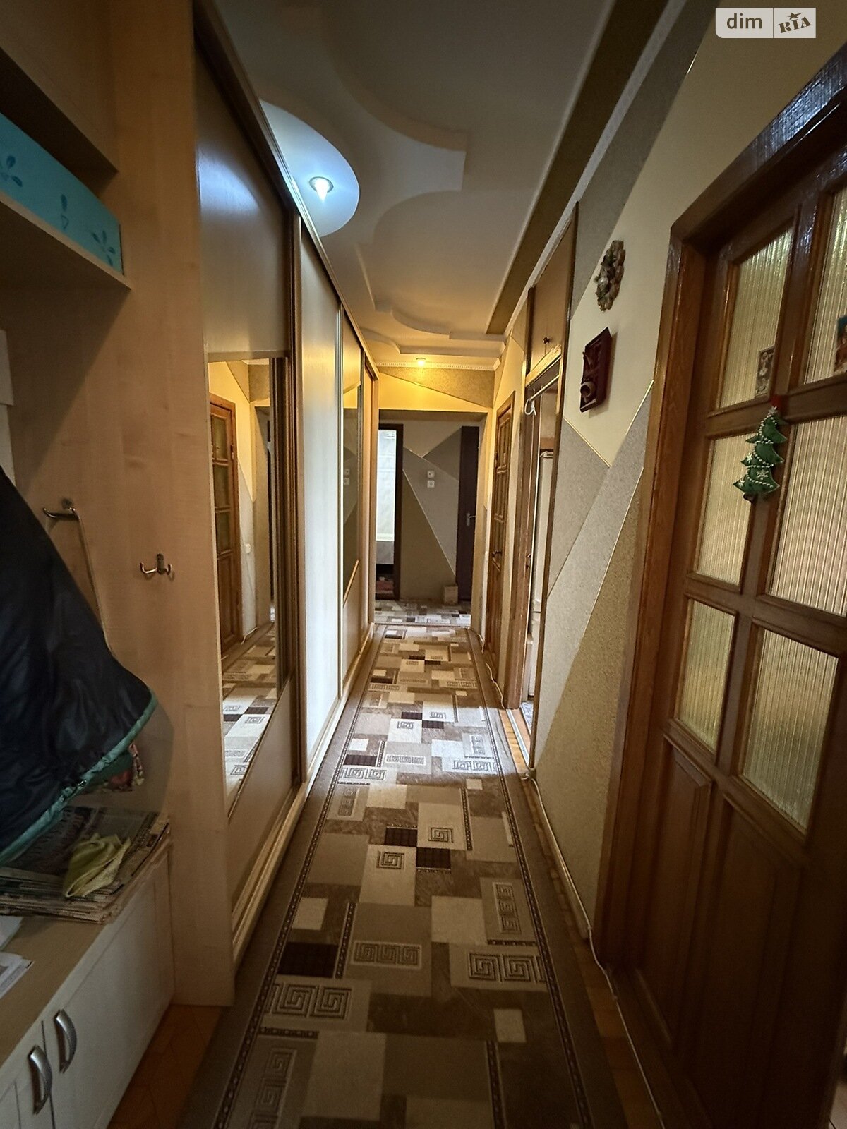 Продаж трикімнатної квартири в Тернополі, на вул. Володимира Великого, район Аляска фото 1 Продаж трикімнатної квартири в Тернополі, на вул. Володимира Великого, район Аляска фото 1