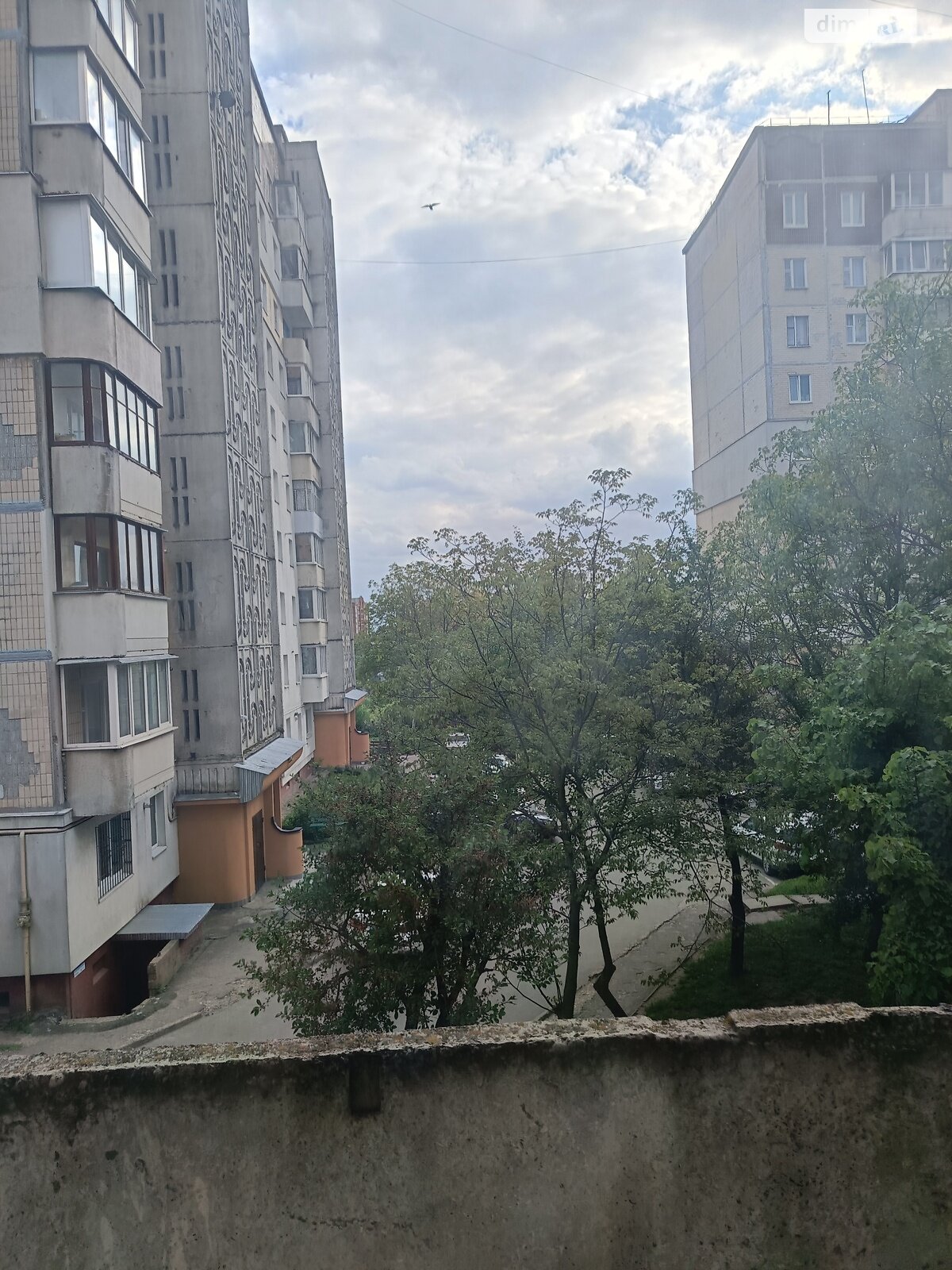 Продаж чотирикімнатної квартири в Тернополі, на вул. Володимира Великого 7, район Аляска фото 1 Продаж чотирикімнатної квартири в Тернополі, на вул. Володимира Великого 7, район Аляска фото 1
