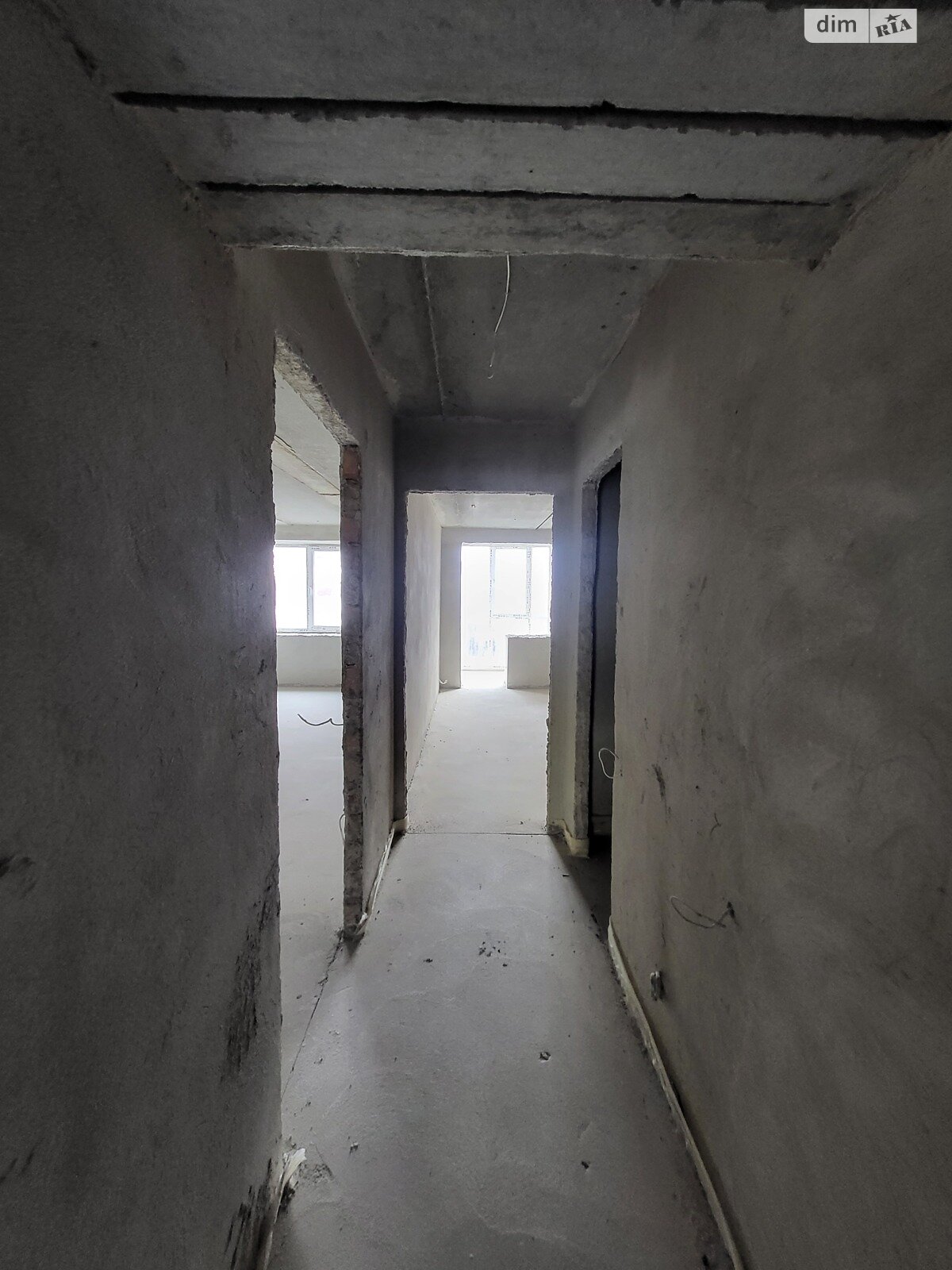 Продажа трехкомнатной квартиры в Тернополе, на ул. Владимира Великого, район Бам фото 1 Продажа трехкомнатной квартиры в Тернополе, на ул. Владимира Великого, район Бам фото 1