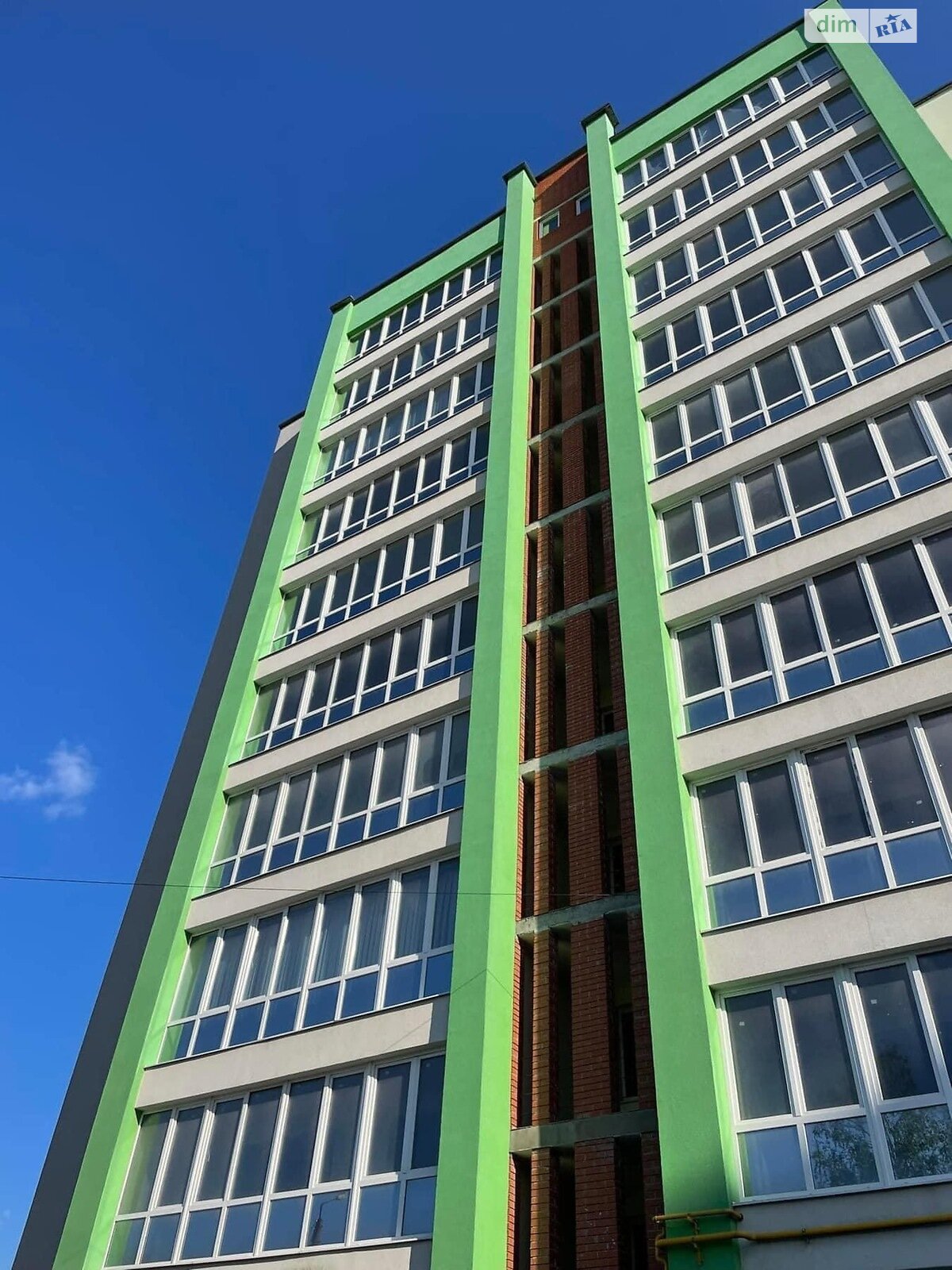 Продажа двухкомнатной квартиры в Тернополе, на ул. Яремы, район Бам фото 1 Продажа двухкомнатной квартиры в Тернополе, на ул. Яремы, район Бам фото 1