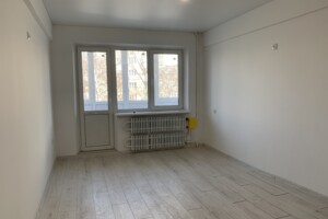Продаж трикімнатної квартири в Тернополі, на вул. Захисників України, район Бам фото 2