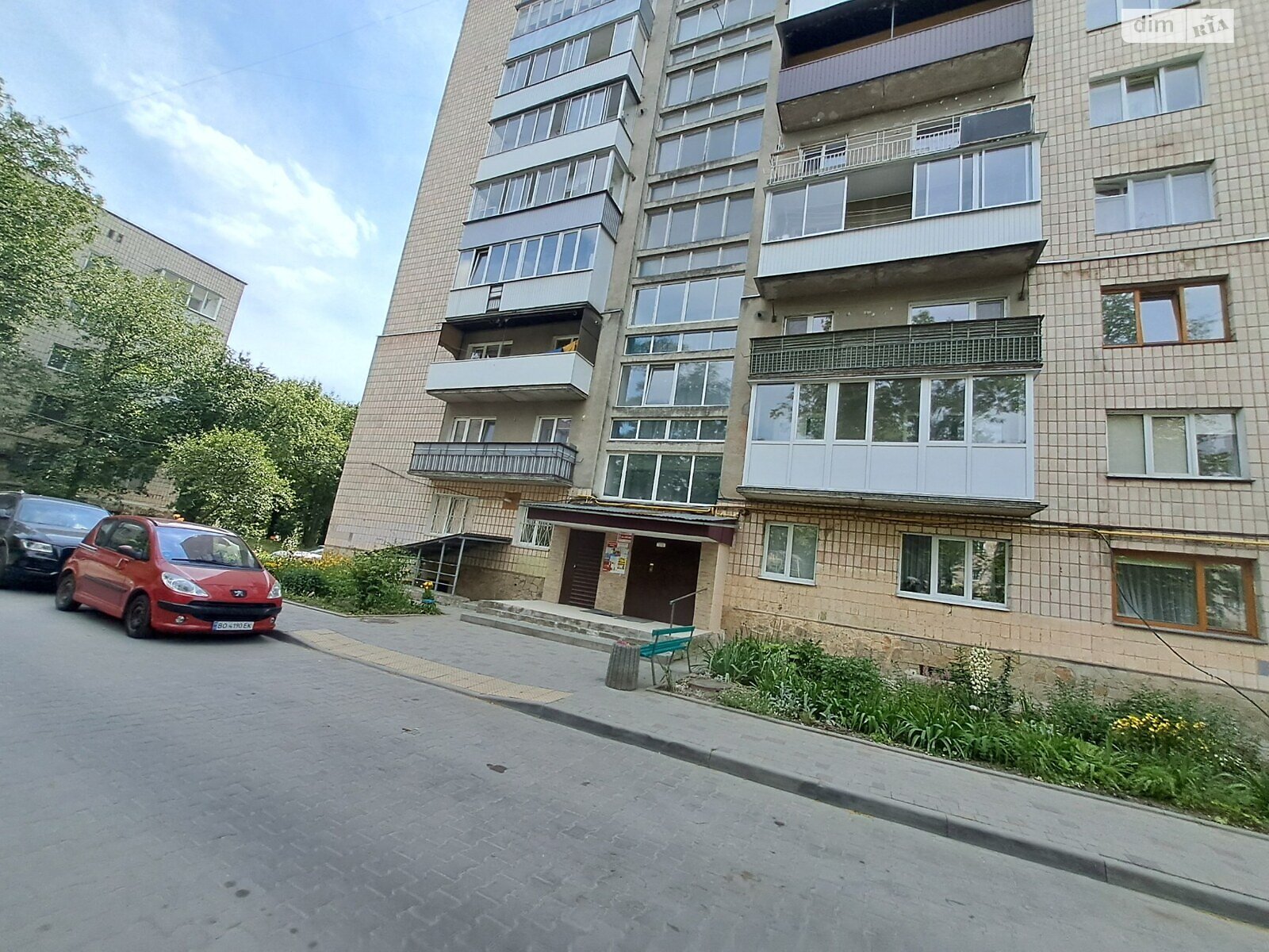Продаж трикімнатної квартири в Тернополі, на вул. Захисників України 1, район Бам фото 1 Продаж трикімнатної квартири в Тернополі, на вул. Захисників України 1, район Бам фото 1
