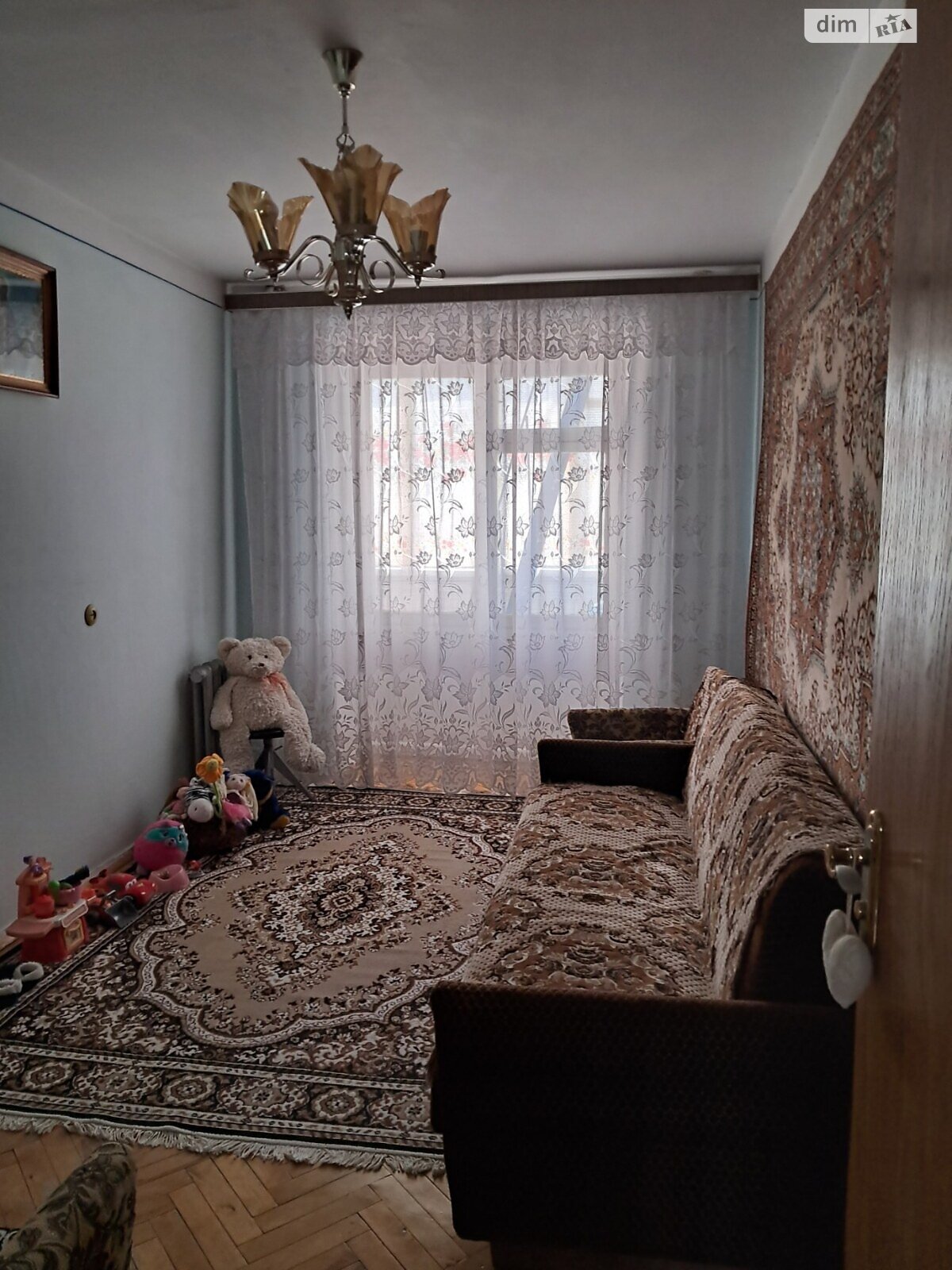Продаж трикімнатної квартири в Тернополі, на вул. Захисників України 1, район Бам фото 1 Продаж трикімнатної квартири в Тернополі, на вул. Захисників України 1, район Бам фото 1