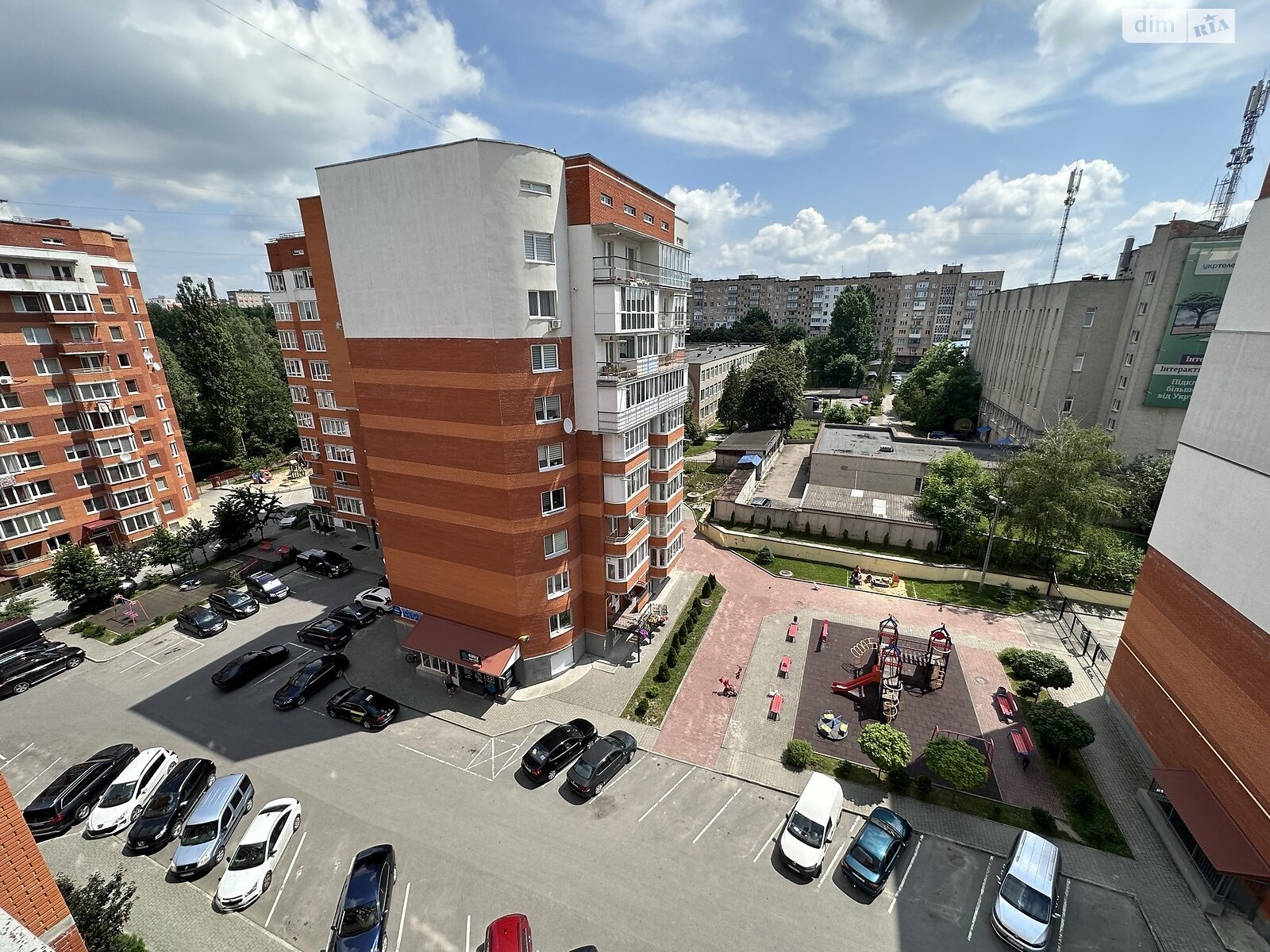 Продажа двухкомнатной квартиры в Тернополе, на просп. Злуки 47В, район Бам фото 1