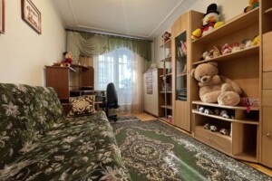 Продажа четырехкомнатной квартиры в Тернополе, на просп. Злуки, район Бам фото 2