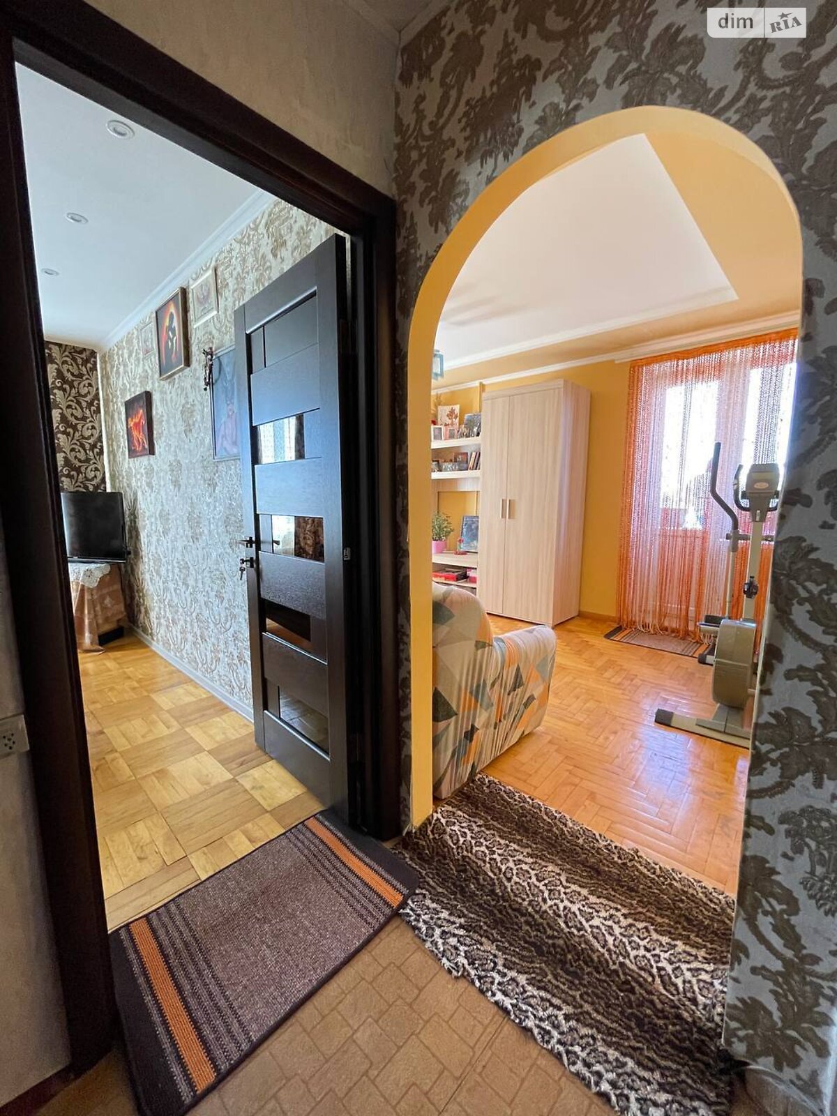 Продажа двухкомнатной квартиры в Тернополе, на просп. Злуки 27, район Бам фото 1 Продажа двухкомнатной квартиры в Тернополе, на просп. Злуки 27, район Бам фото 1