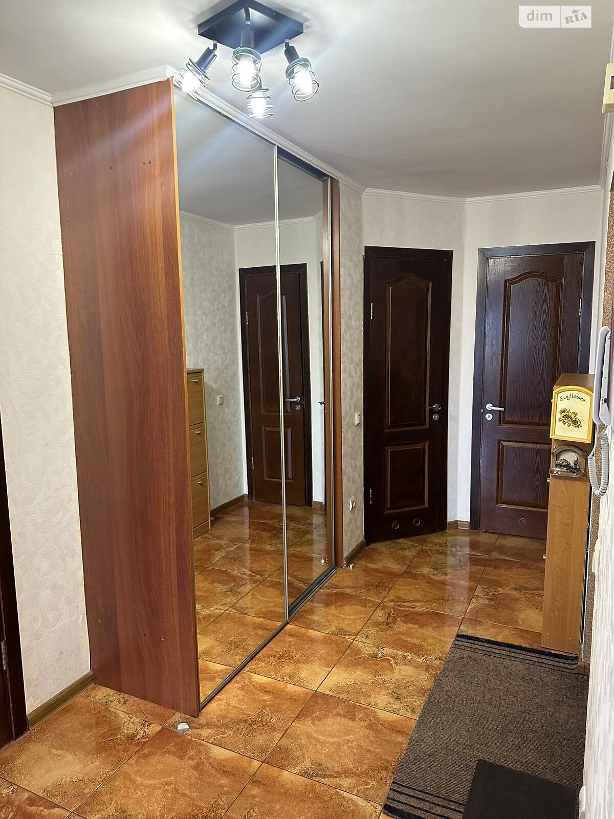 Продаж чотирикімнатної квартири в Тернополі, на просп. Злуки, район Бам фото 1 Продаж чотирикімнатної квартири в Тернополі, на просп. Злуки, район Бам фото 1