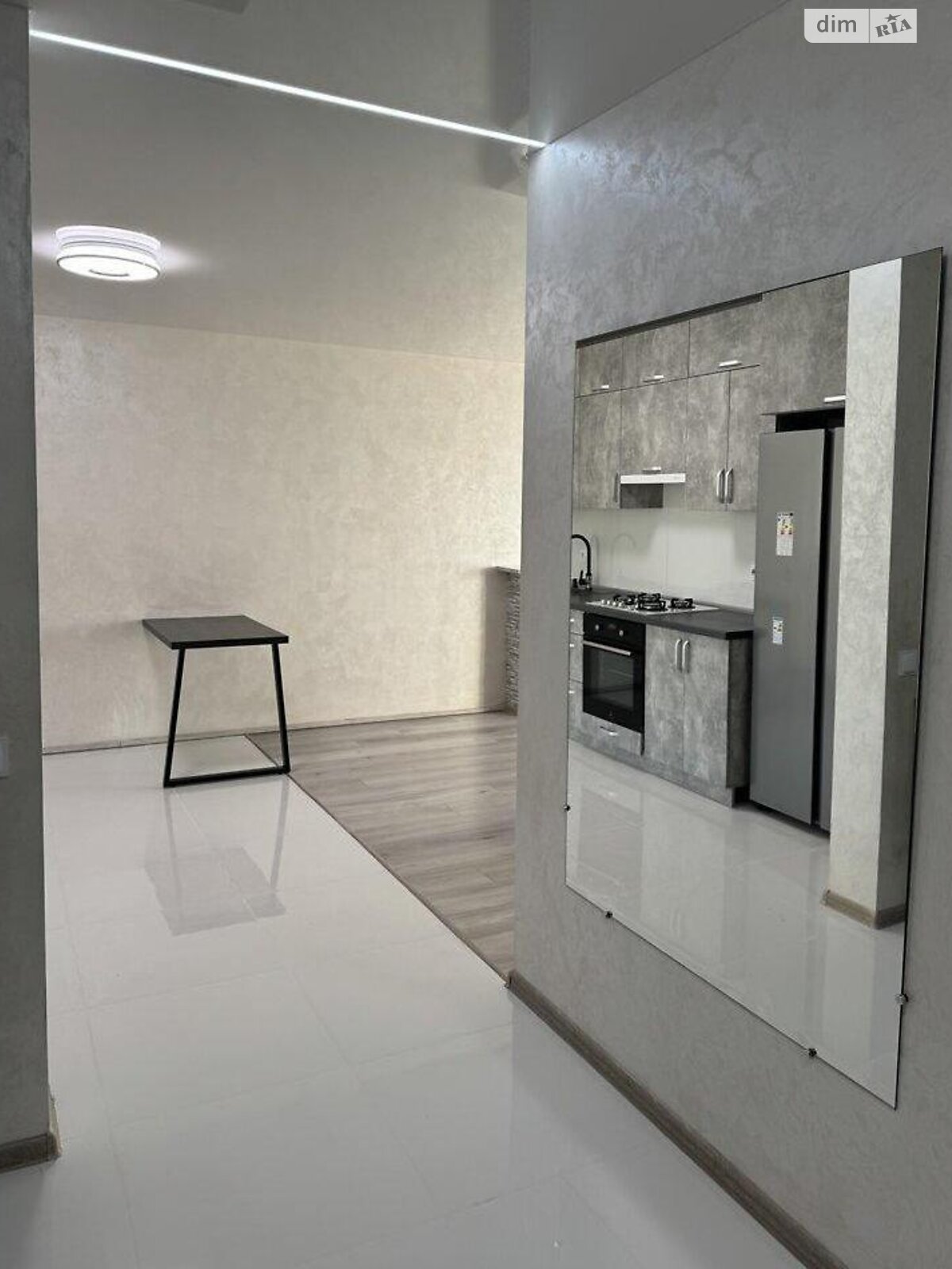 Продажа трехкомнатной квартиры в Тернополе, на просп. Злуки, район Бам фото 1 Продажа трехкомнатной квартиры в Тернополе, на просп. Злуки, район Бам фото 1