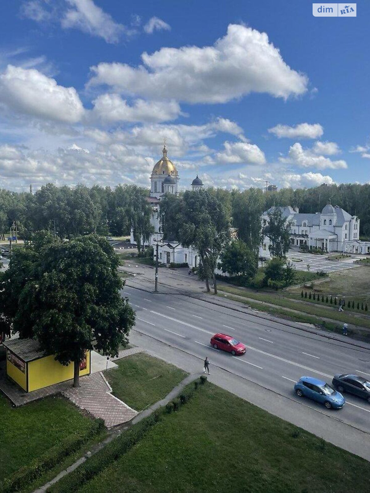 Продажа трехкомнатной квартиры в Тернополе, на просп. Злуки, район Бам фото 1 Продажа трехкомнатной квартиры в Тернополе, на просп. Злуки, район Бам фото 1