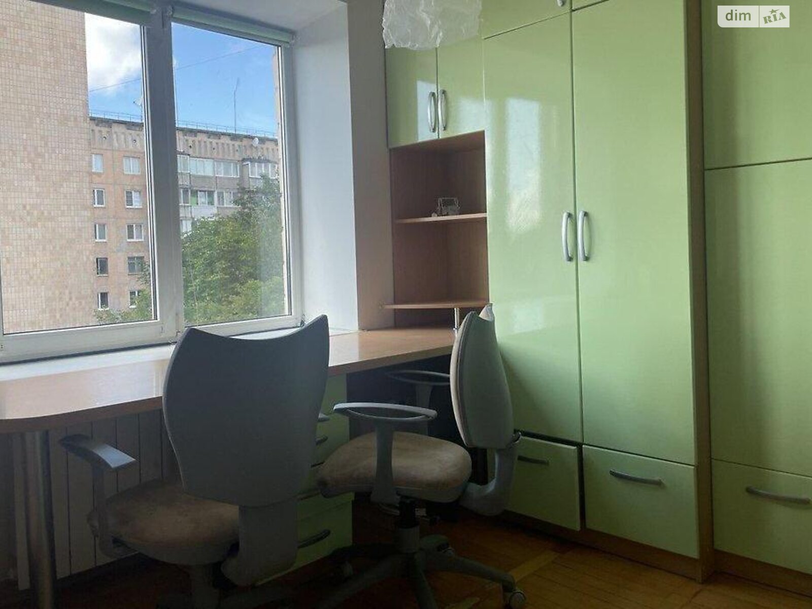 Продажа трехкомнатной квартиры в Тернополе, на просп. Злуки, район Бам фото 1 Продажа трехкомнатной квартиры в Тернополе, на просп. Злуки, район Бам фото 1