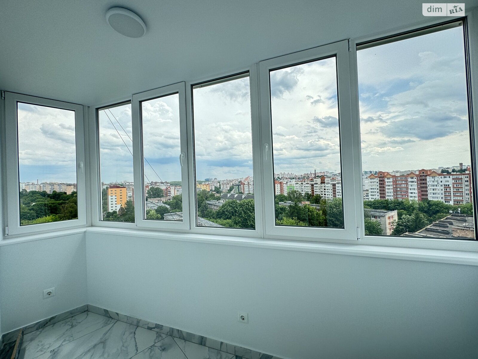 Продаж однокімнатної квартири в Тернополі, на просп. Злуки, район Бам фото 1 Продаж однокімнатної квартири в Тернополі, на просп. Злуки, район Бам фото 1