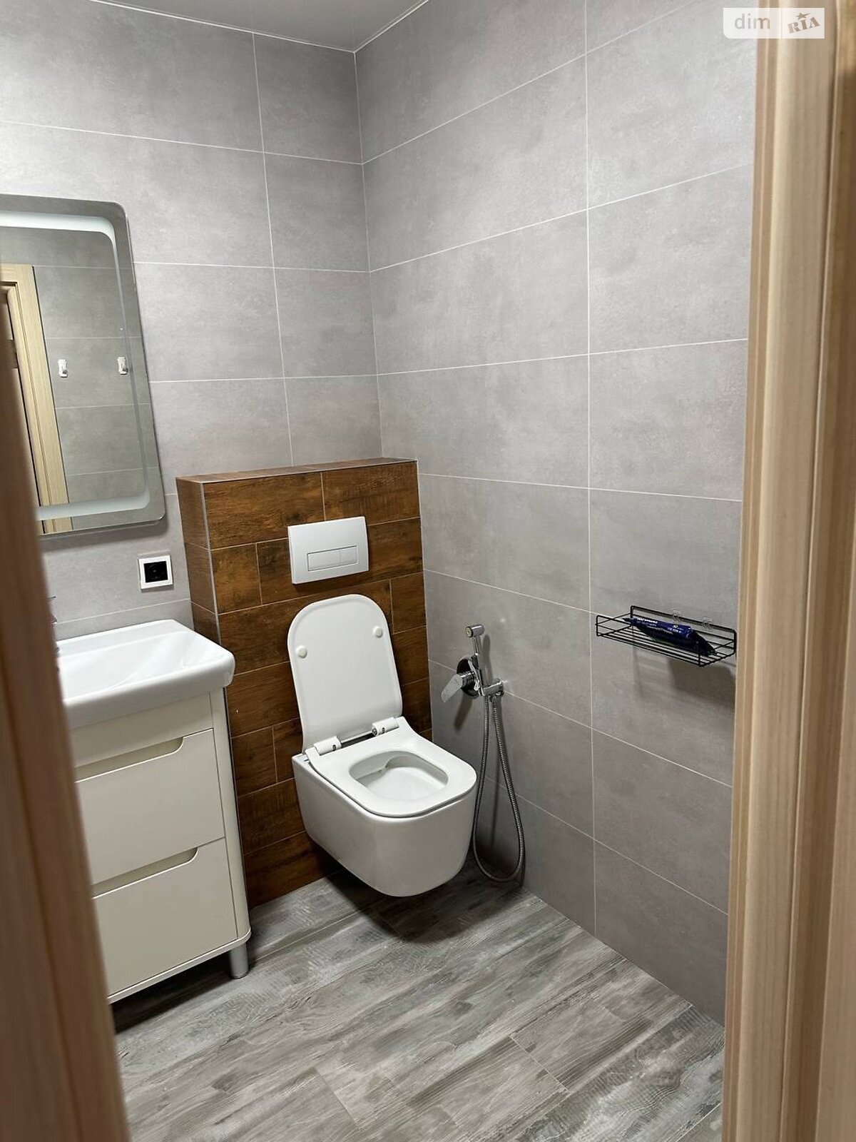 Продажа двухкомнатной квартиры в Тернополе, на просп. Злуки 18, кв. 157, район Бам фото 1 Продажа двухкомнатной квартиры в Тернополе, на просп. Злуки 18, кв. 157, район Бам фото 1
