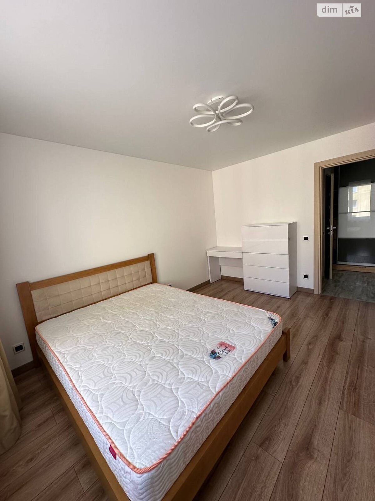 Продажа двухкомнатной квартиры в Тернополе, на просп. Злуки 18, кв. 157, район Бам фото 1 Продажа двухкомнатной квартиры в Тернополе, на просп. Злуки 18, кв. 157, район Бам фото 1
