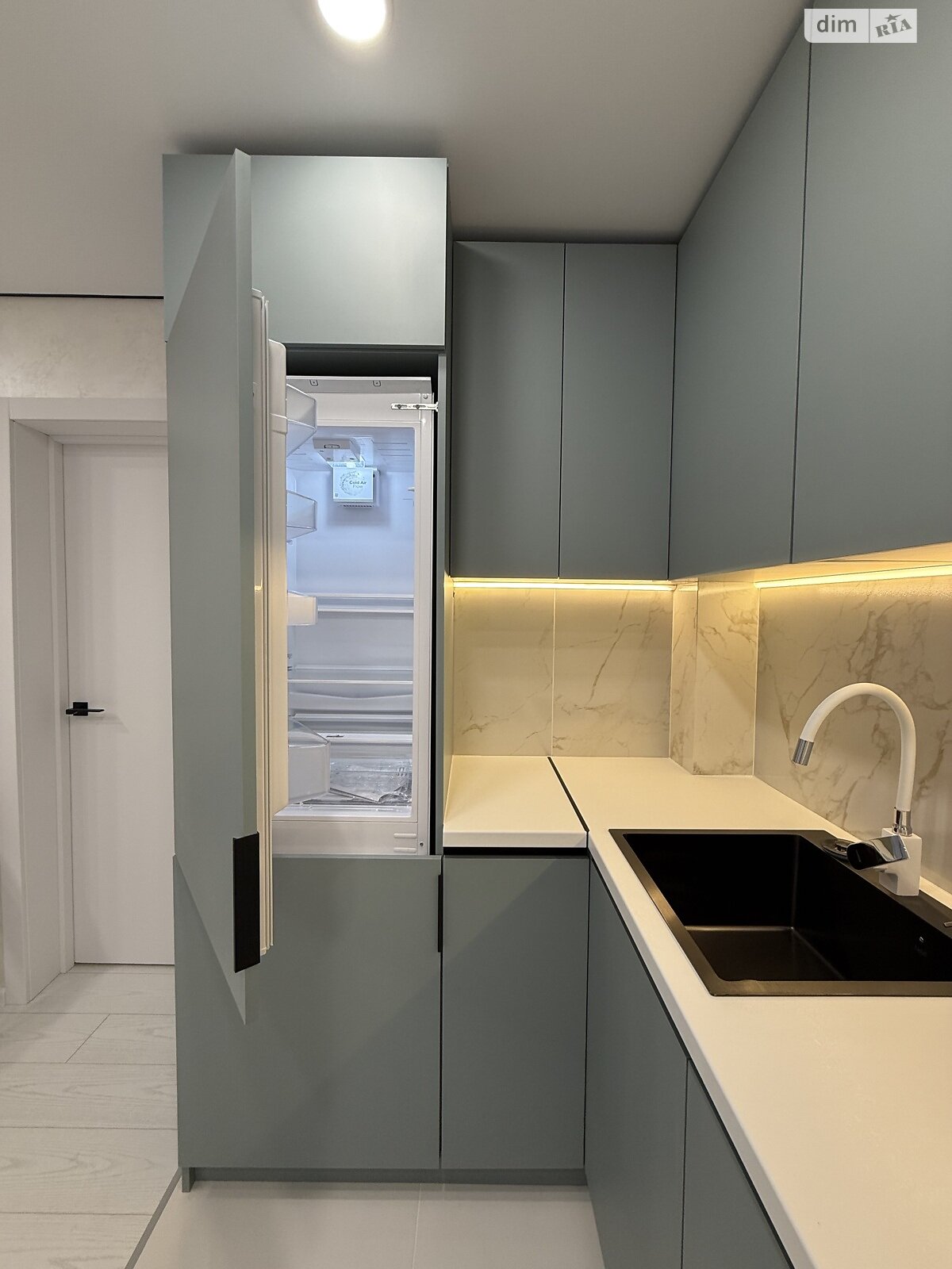 Продаж трикімнатної квартири в Тернополі, на просп. Злуки 7, район Бам фото 1 Продаж трикімнатної квартири в Тернополі, на просп. Злуки 7, район Бам фото 1