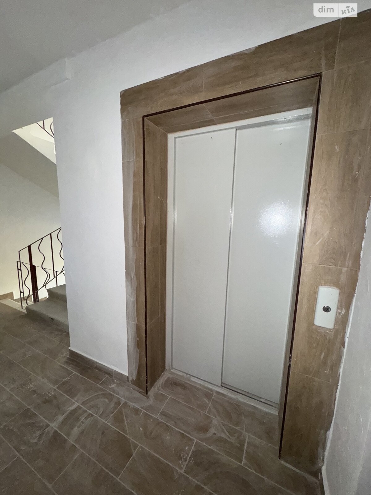Продажа двухкомнатной квартиры в Тернополе, на просп. Злуки, район Бам фото 1