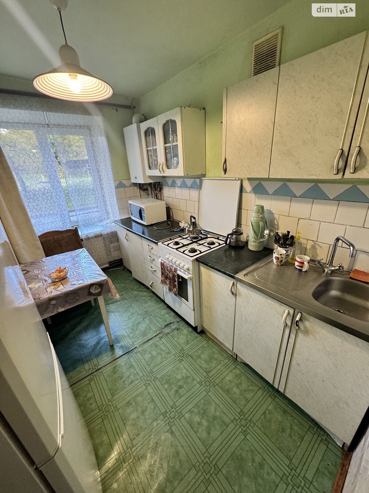 Продажа трехкомнатной квартиры в Тернополе, на просп. Злуки, район Бам фото 1