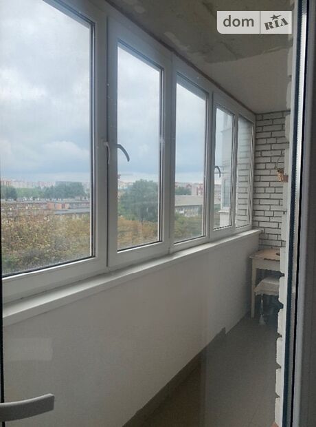 Продажа трехкомнатной квартиры в Тернополе, на просп. Злуки 4, район Бам фото 1 Продажа трехкомнатной квартиры в Тернополе, на просп. Злуки 4, район Бам фото 1