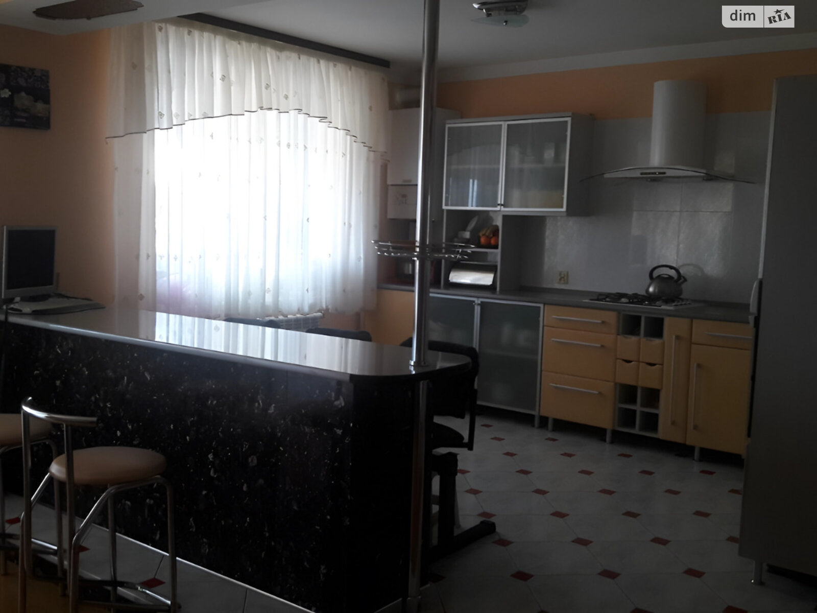 Продажа трехкомнатной квартиры в Тернополе, на ул. Сахарова Андрея Академика, район Бам фото 1
