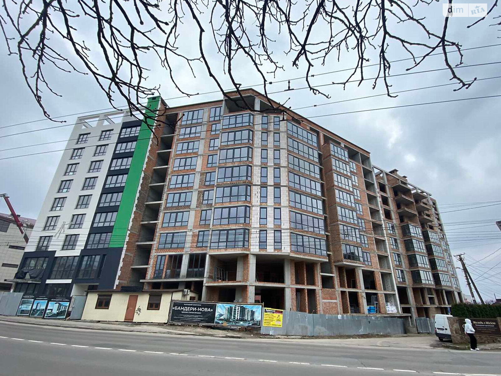 Продажа трехкомнатной квартиры в Тернополе, на просп. Бандеры Степана 46-48, фото 1