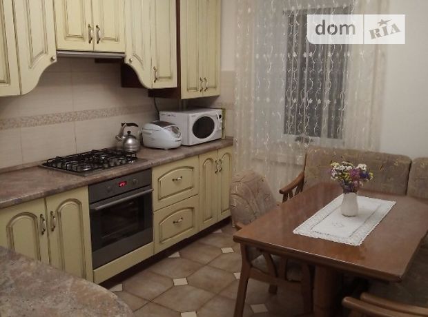 Продажа трехкомнатной квартиры в Тернополе, район Березовица фото 1 Продажа трехкомнатной квартиры в Тернополе, район Березовица фото 1