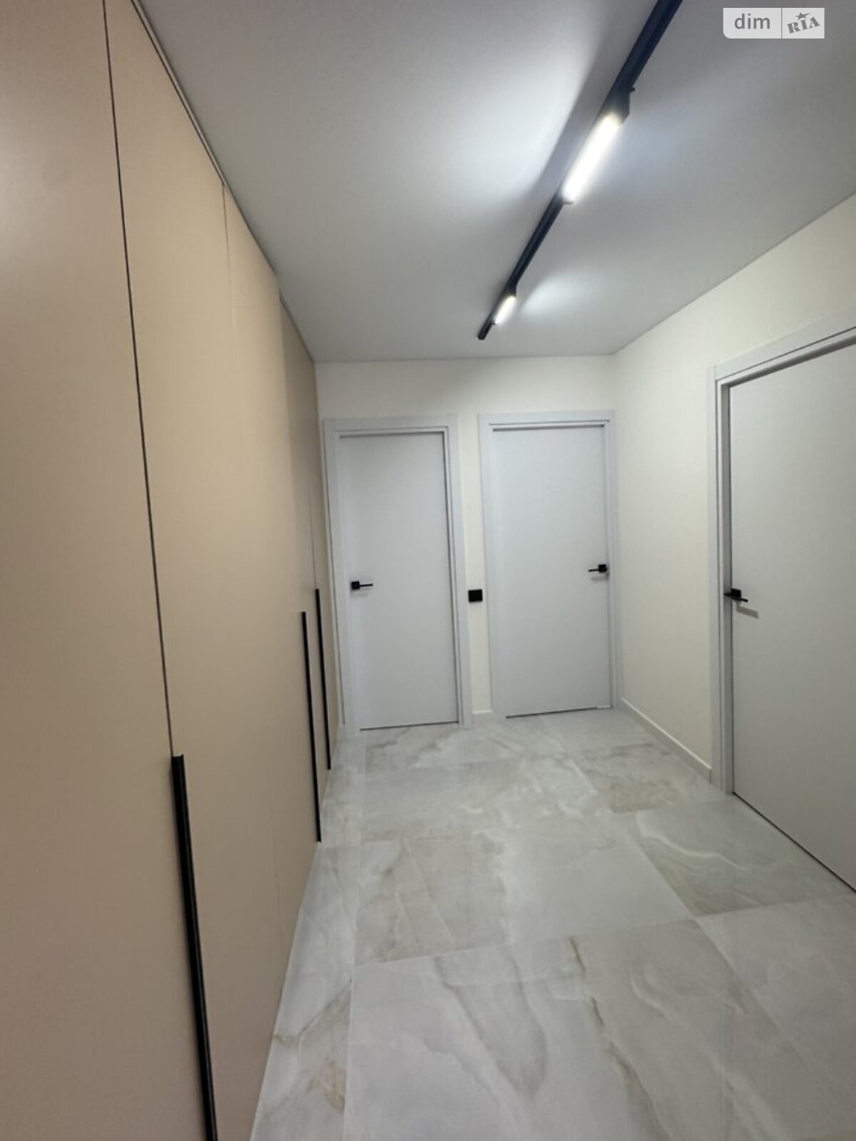Продажа трехкомнатной квартиры в Тернополе, на ул. Черновецкая, фото 1 Продажа трехкомнатной квартиры в Тернополе, на ул. Черновецкая, фото 1