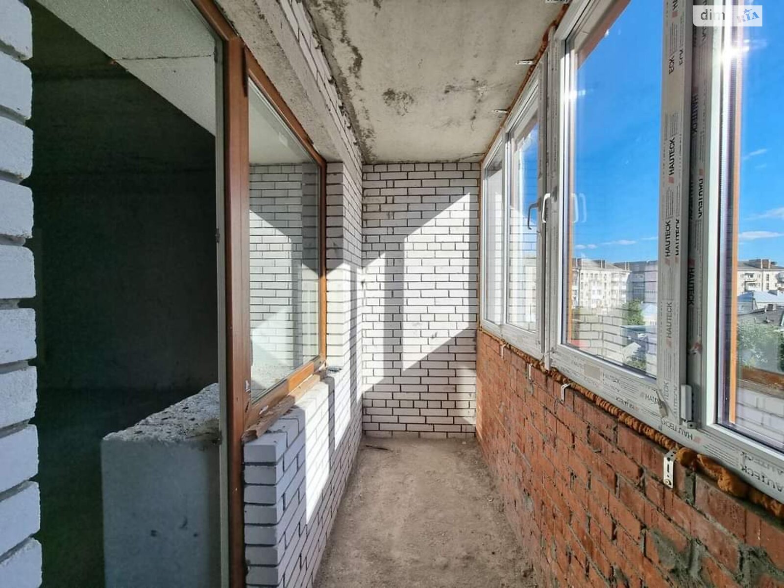 Продажа пятикомнатной квартиры в Тернополе, на ул. Чумацкая 27, фото 1 Продажа пятикомнатной квартиры в Тернополе, на ул. Чумацкая 27, фото 1