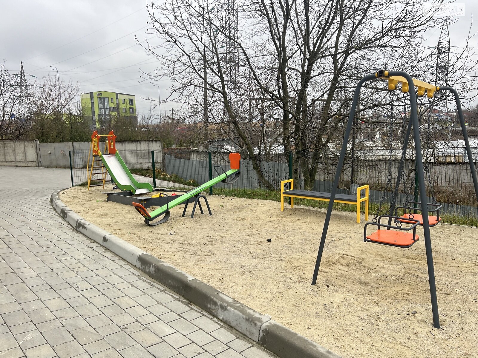 Продажа двухкомнатной квартиры в Тернополе, на ул. Довженко Александра 32, фото 1 Продажа двухкомнатной квартиры в Тернополе, на ул. Довженко Александра 32, фото 1