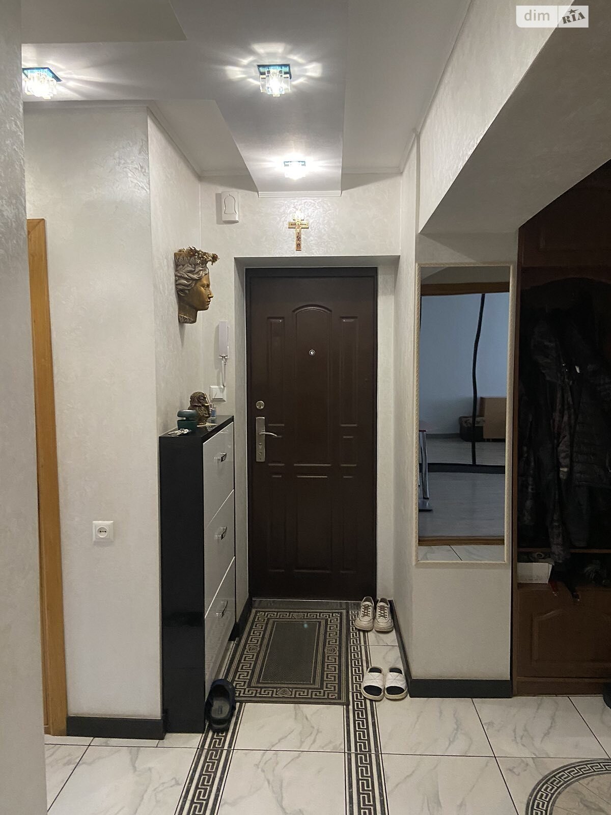 Продажа трехкомнатной квартиры в Тернополе, на ул. Бережанская, кв. 63, район Дружба фото 1 Продажа трехкомнатной квартиры в Тернополе, на ул. Бережанская, кв. 63, район Дружба фото 1