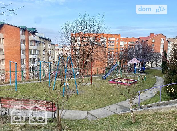 Продаж трикімнатної квартири в Тернополі, на вул. Будного Степана 20А, район Дружба фото 1