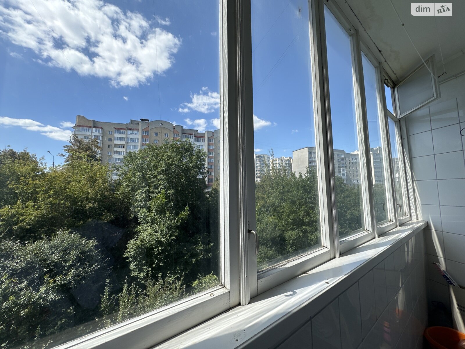 Продаж чотирикімнатної квартири в Тернополі, на вул. Будного Степана 34, район Дружба фото 1 Продаж чотирикімнатної квартири в Тернополі, на вул. Будного Степана 34, район Дружба фото 1