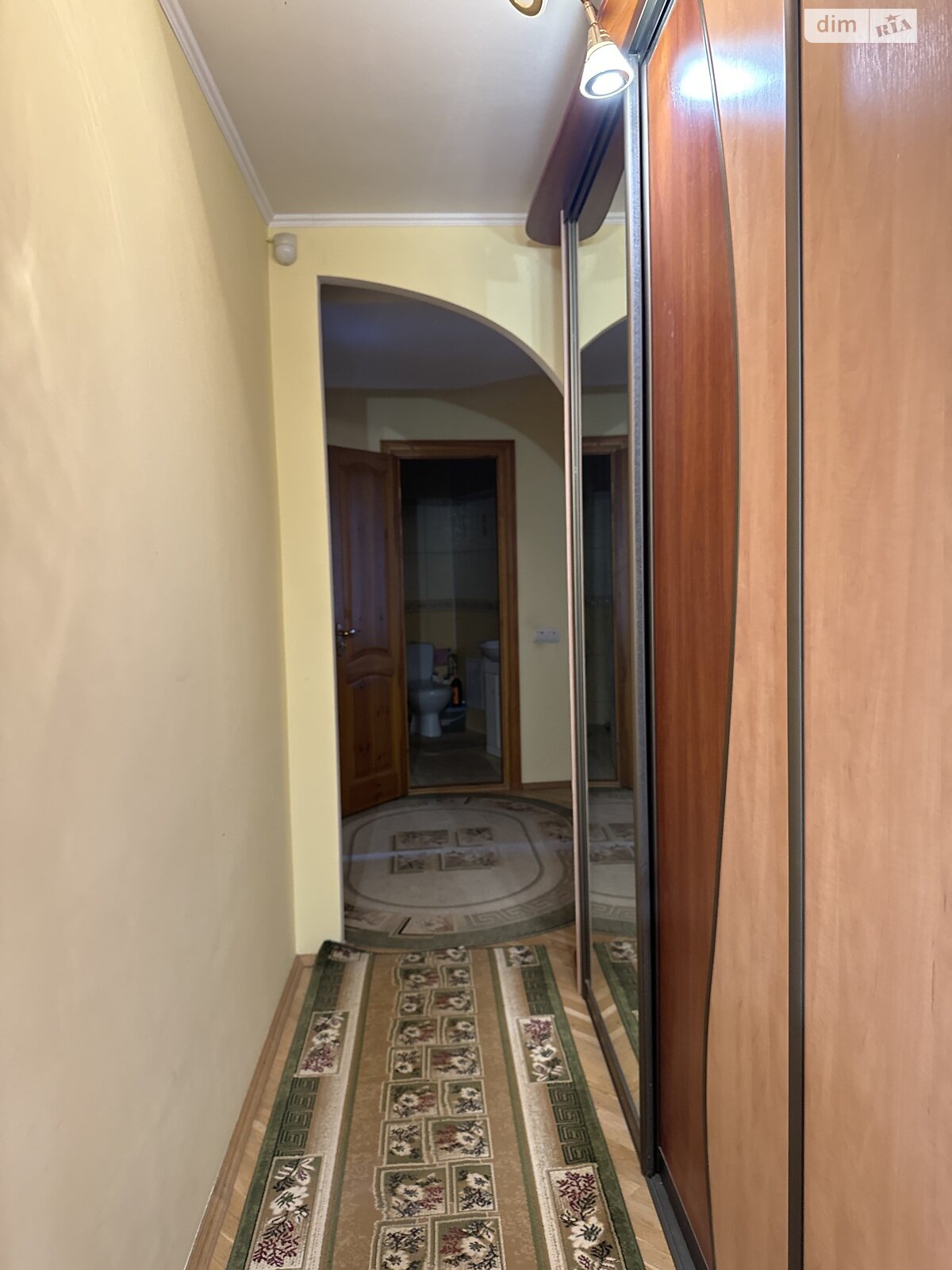 Продаж чотирикімнатної квартири в Тернополі, на вул. Будного Степана 34, район Дружба фото 1 Продаж чотирикімнатної квартири в Тернополі, на вул. Будного Степана 34, район Дружба фото 1