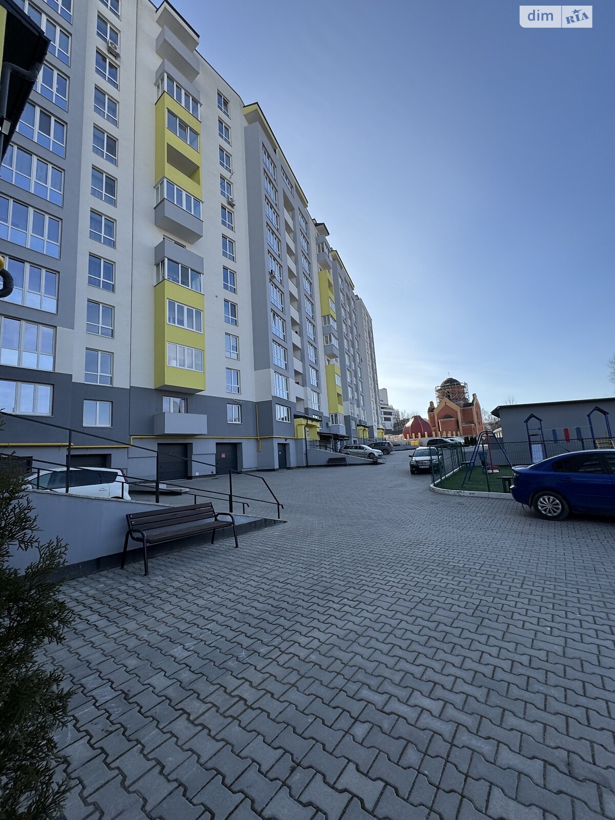 Продаж трикімнатної квартири в Тернополі, на вул. Будного Степана, район Дружба фото 1 Продаж трикімнатної квартири в Тернополі, на вул. Будного Степана, район Дружба фото 1