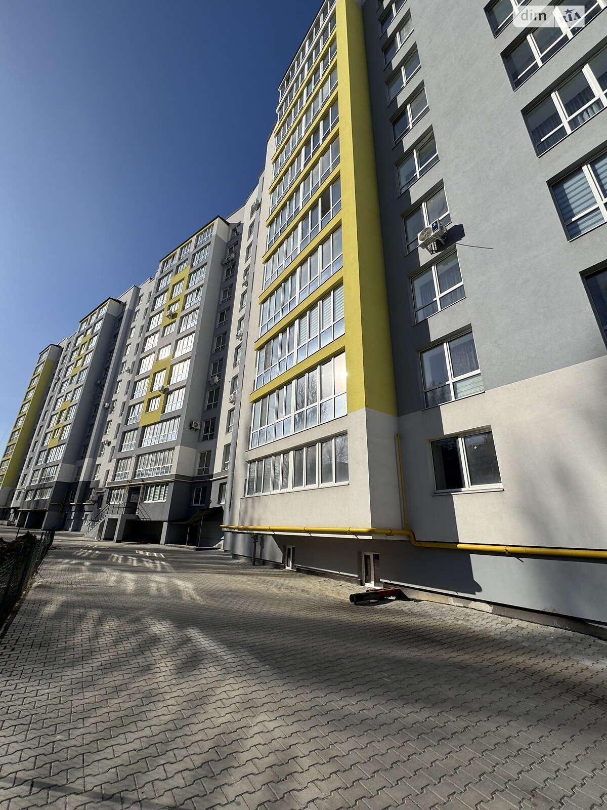 Продаж трикімнатної квартири в Тернополі, на вул. Будного Степана, район Дружба фото 1 Продаж трикімнатної квартири в Тернополі, на вул. Будного Степана, район Дружба фото 1