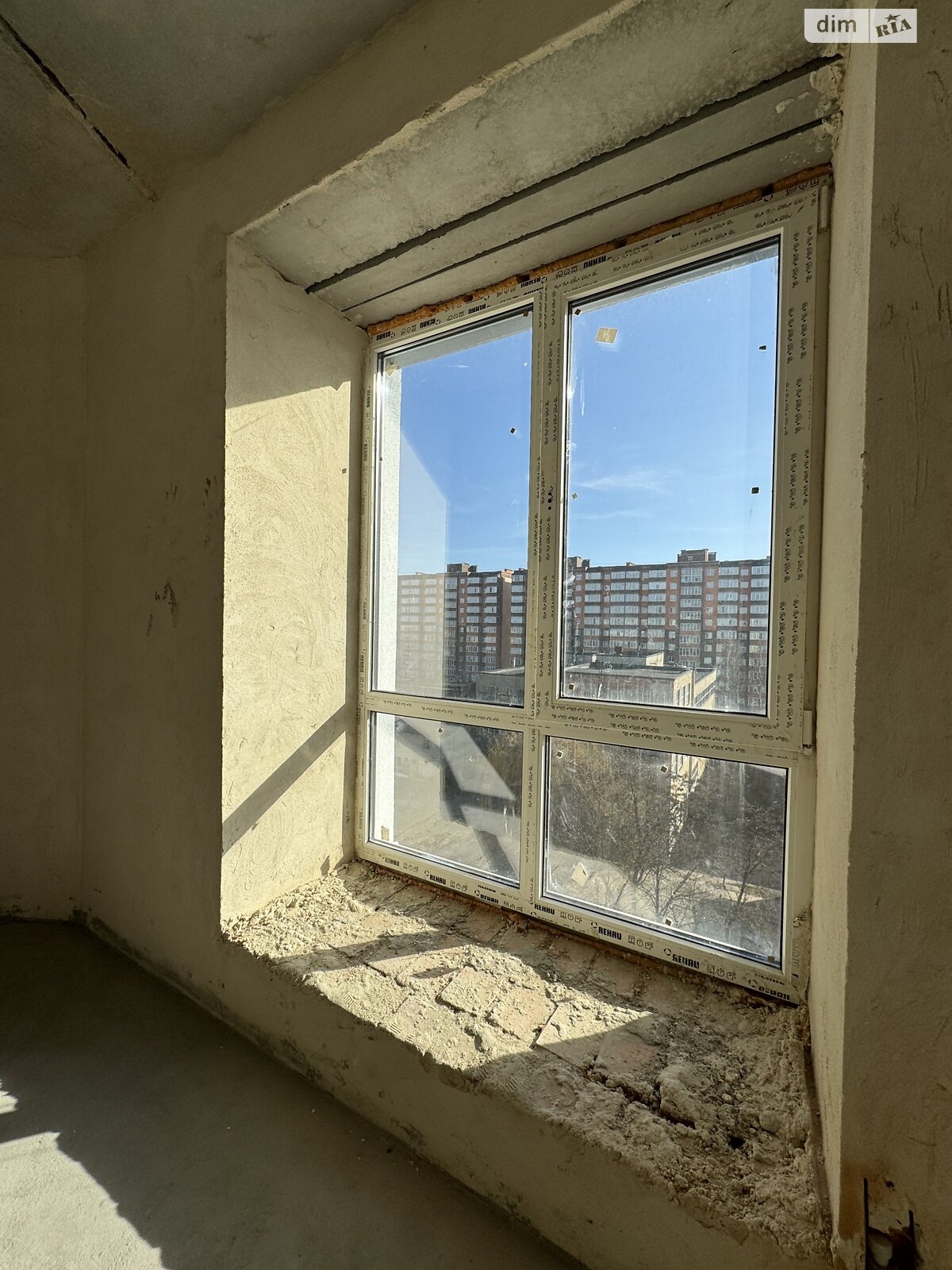 Продаж трикімнатної квартири в Тернополі, на вул. Будного Степана, район Дружба фото 1 Продаж трикімнатної квартири в Тернополі, на вул. Будного Степана, район Дружба фото 1