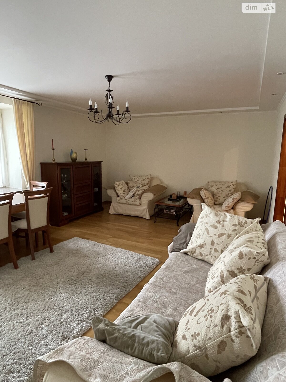 Продажа трехкомнатной квартиры в Тернополе, на ул. Будного Степана, район Дружба фото 1 Продажа трехкомнатной квартиры в Тернополе, на ул. Будного Степана, район Дружба фото 1