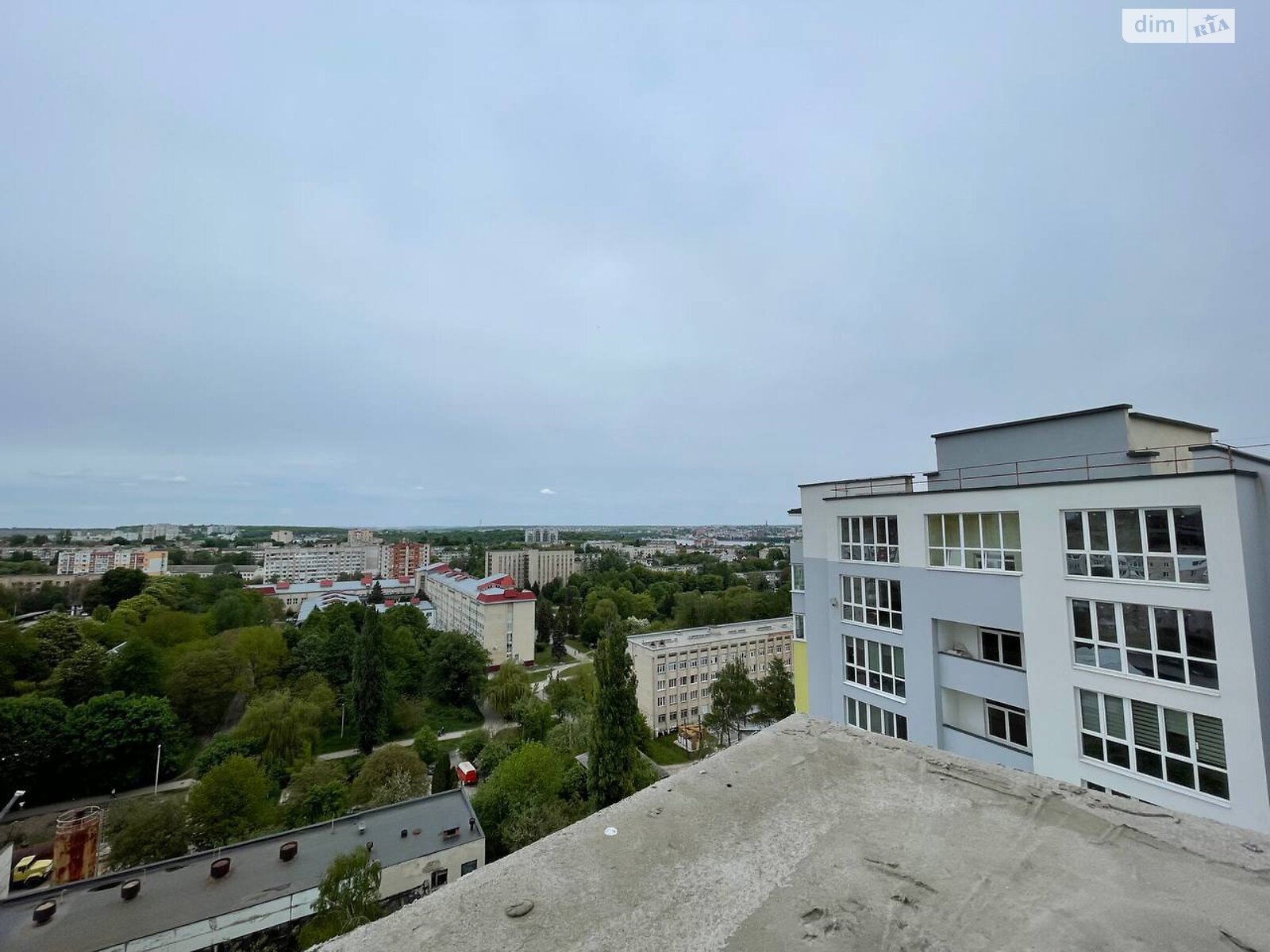 Продажа трехкомнатной квартиры в Тернополе, на ул. Будного Степана 3В, район Дружба фото 1 Продажа трехкомнатной квартиры в Тернополе, на ул. Будного Степана 3В, район Дружба фото 1