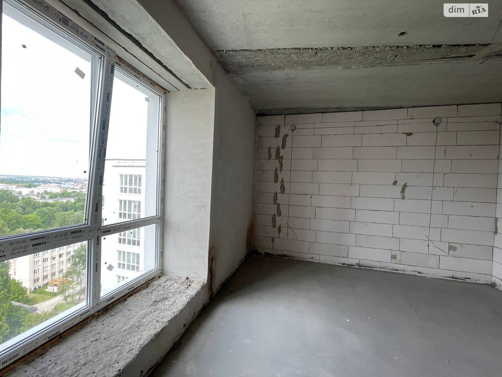 Продаж трикімнатної квартири в Тернополі, на вул. Будного Степана, район Дружба фото 1 Продаж трикімнатної квартири в Тернополі, на вул. Будного Степана, район Дружба фото 1