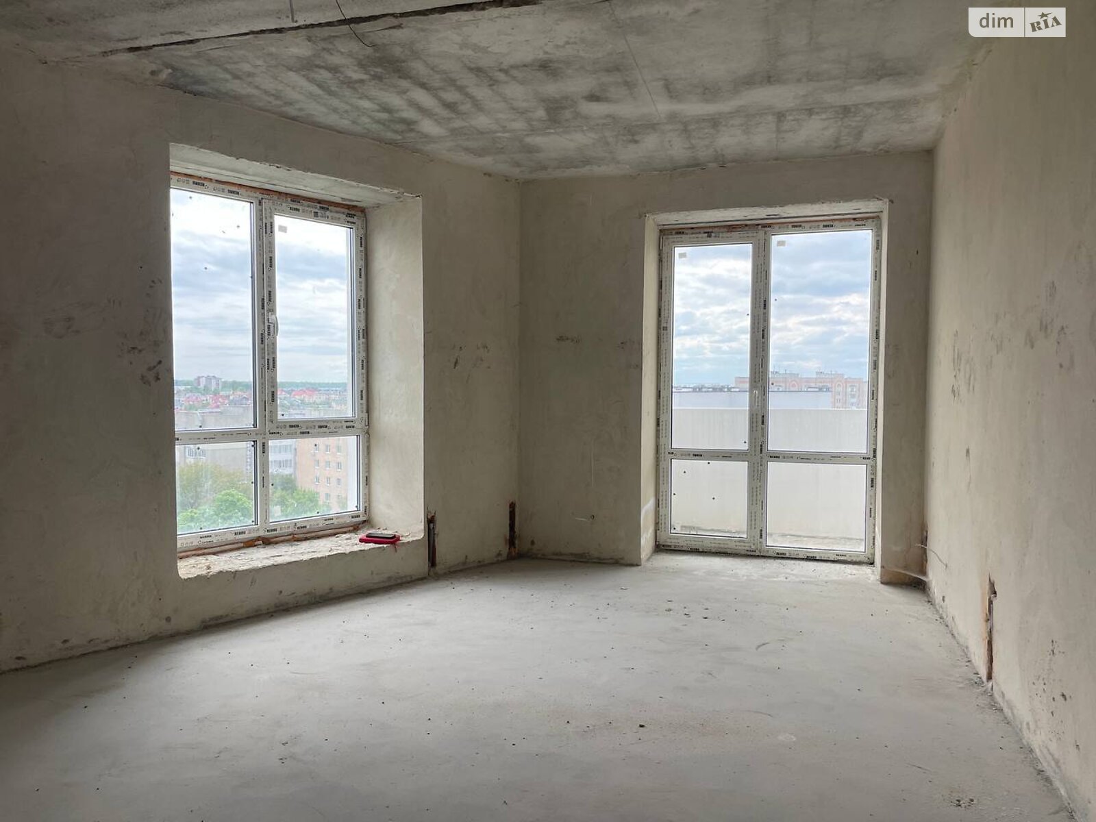 Продаж трикімнатної квартири в Тернополі, на вул. Будного Степана, район Дружба фото 1 Продаж трикімнатної квартири в Тернополі, на вул. Будного Степана, район Дружба фото 1