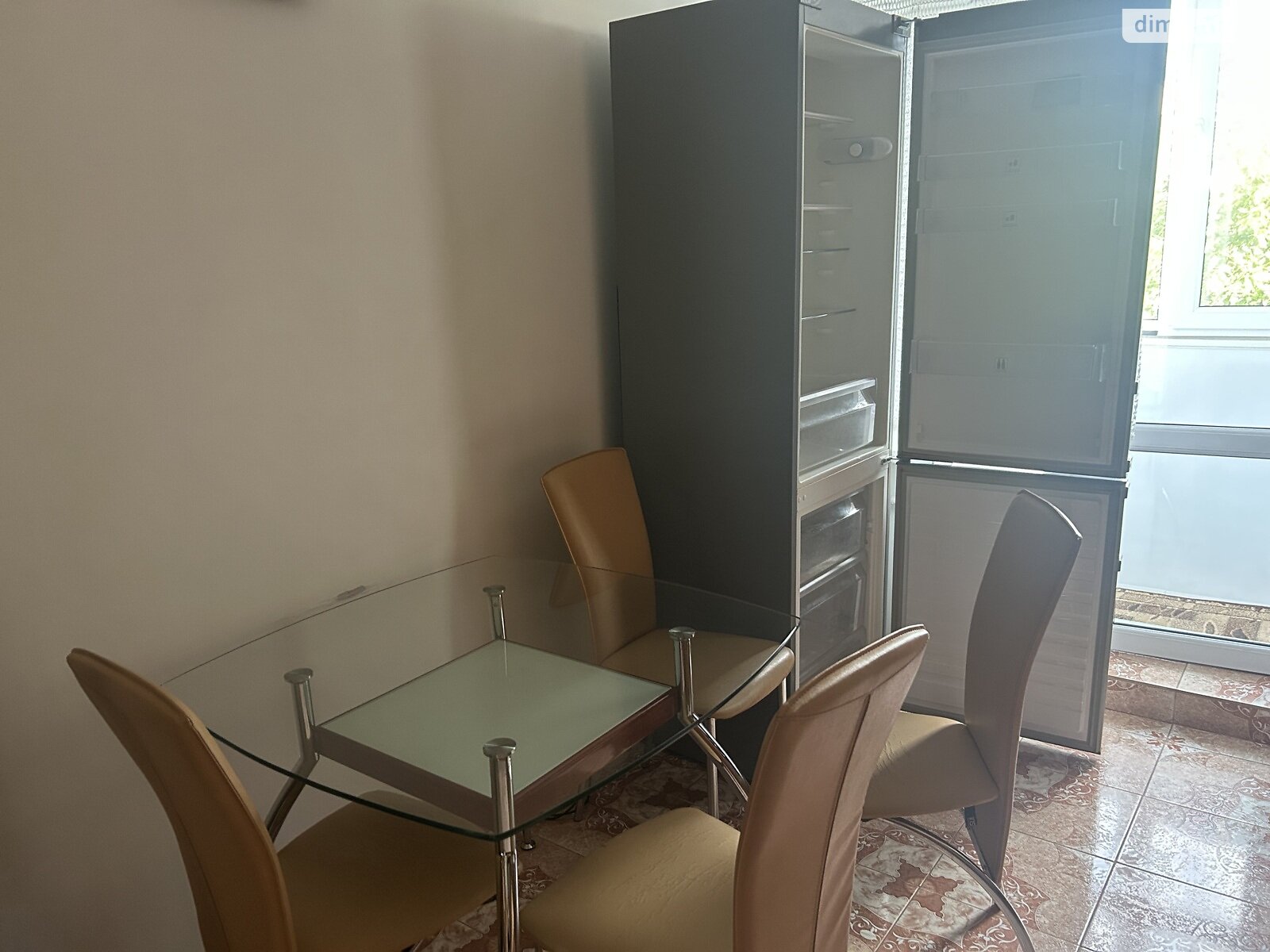 Продажа трехкомнатной квартиры в Тернополе, на ул. Будного Степана 30, район Дружба фото 1 Продажа трехкомнатной квартиры в Тернополе, на ул. Будного Степана 30, район Дружба фото 1