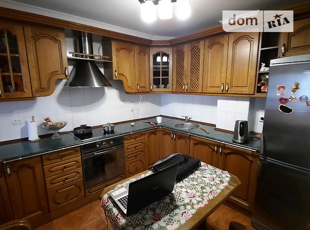 Продаж трикімнатної квартири в Тернополі на вул. Чумацька район Дружба фото 1 Продаж трикімнатної квартири в Тернополі на вул. Чумацька район Дружба фото 1