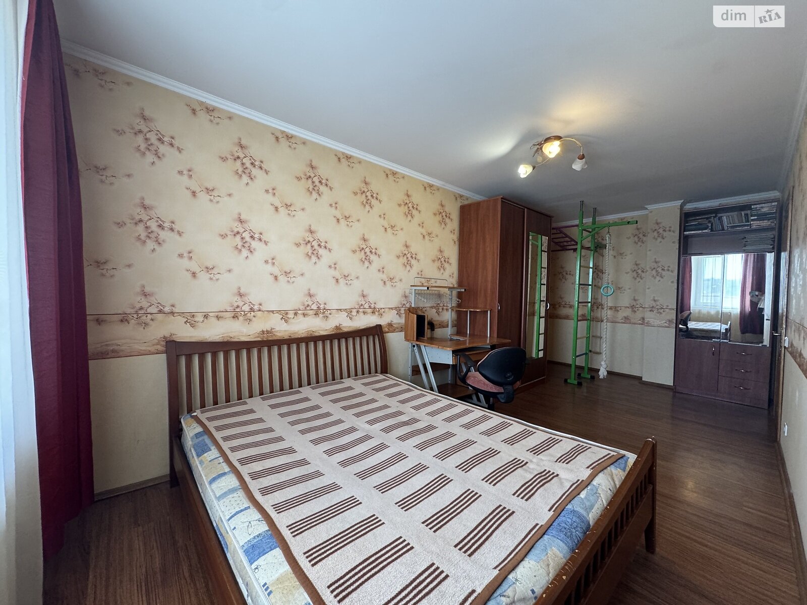 Продаж трикімнатної квартири в Тернополі, на вул. Чумацька 1Б, район Дружба фото 1 Продаж трикімнатної квартири в Тернополі, на вул. Чумацька 1Б, район Дружба фото 1