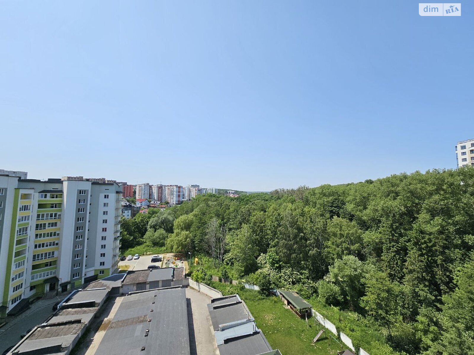 Продажа трехкомнатной квартиры в Тернополе, на ул. Чумацкая, район Дружба фото 1 Продажа трехкомнатной квартиры в Тернополе, на ул. Чумацкая, район Дружба фото 1