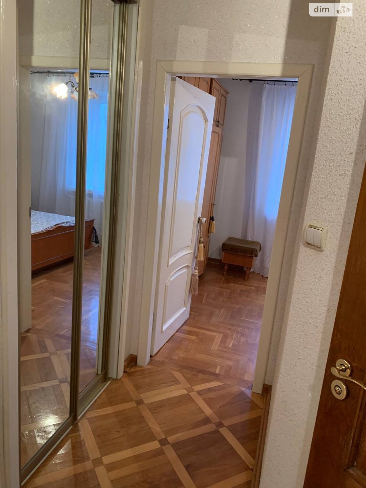 Продажа трехкомнатной квартиры в Тернополе, на ул. Громницкого, район Дружба фото 1 Продажа трехкомнатной квартиры в Тернополе, на ул. Громницкого, район Дружба фото 1
