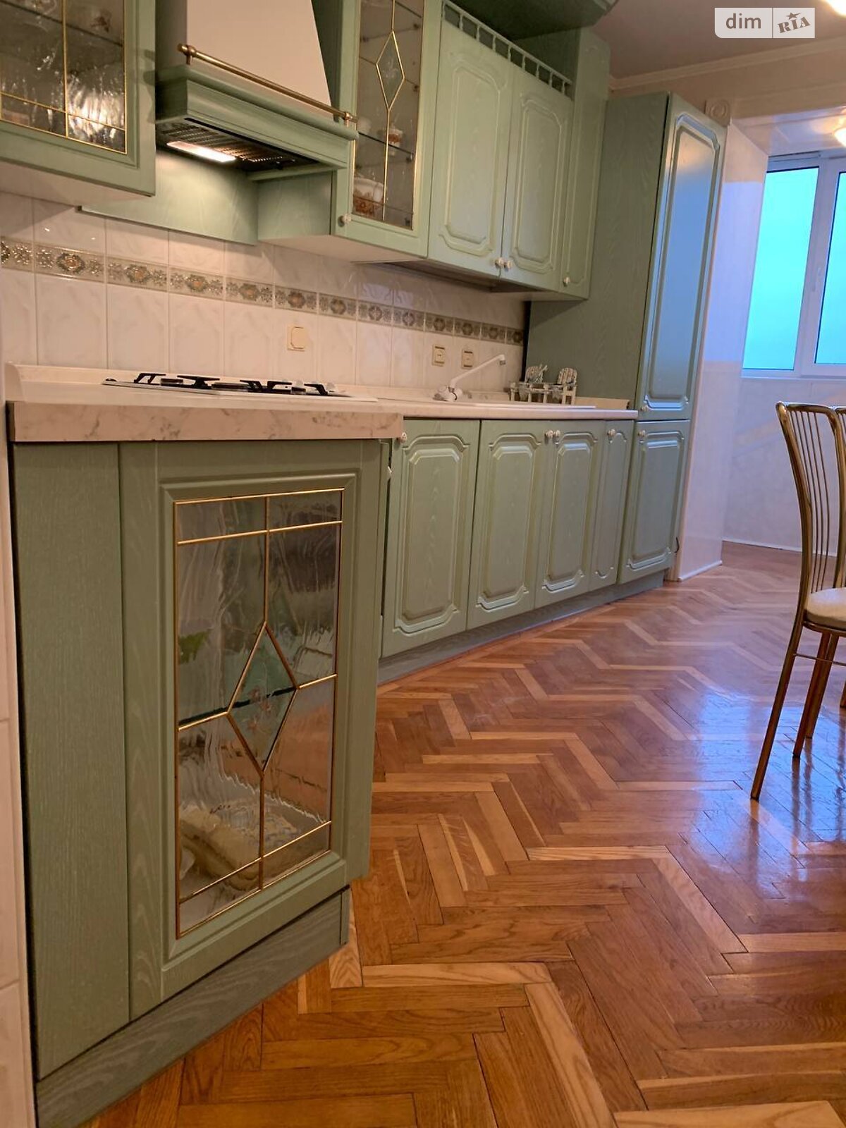 Продажа трехкомнатной квартиры в Тернополе, на ул. Громницкого, район Дружба фото 1 Продажа трехкомнатной квартиры в Тернополе, на ул. Громницкого, район Дружба фото 1