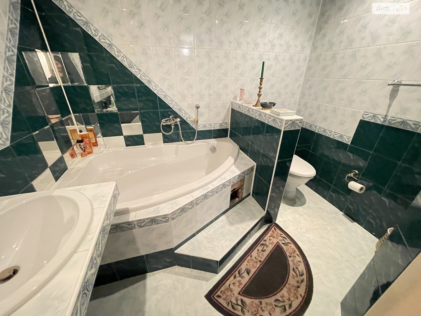 Продажа трехкомнатной квартиры в Тернополе, на ул. Громницкого 4, район Дружба фото 1