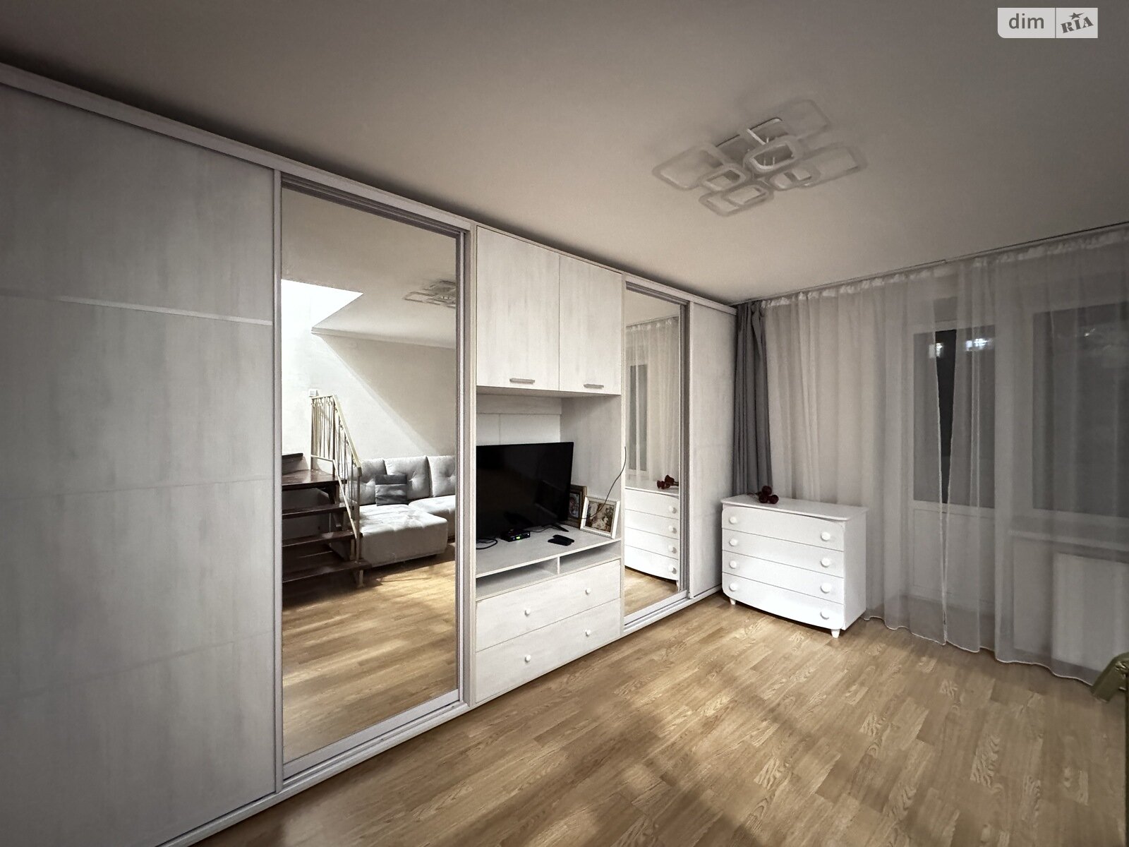 Продаж чотирикімнатної квартири в Тернополі, на вул. Громницького, район Дружба фото 1