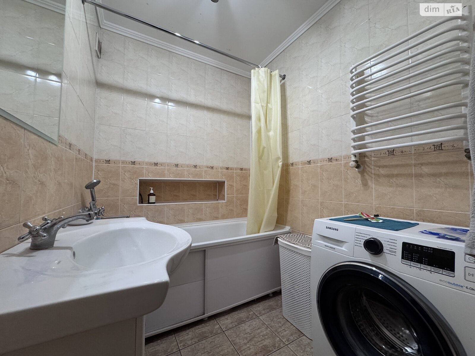 Продаж чотирикімнатної квартири в Тернополі, на вул. Громницького, район Дружба фото 1