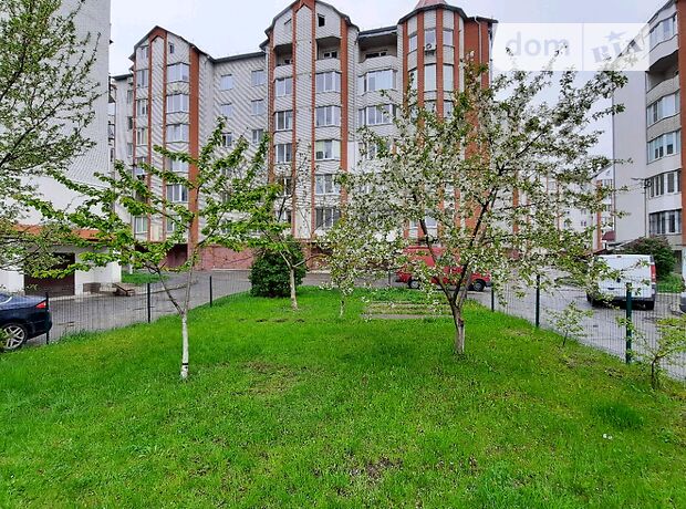 Продажа трехкомнатной квартиры в Тернополе, на ул. Карпенко район Дружба фото 1 Продажа трехкомнатной квартиры в Тернополе, на ул. Карпенко район Дружба фото 1