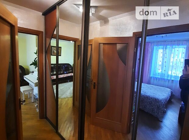 Продаж двокімнатної квартири в Тернополі на вул. Карпенка район Дружба фото 1 Продаж двокімнатної квартири в Тернополі на вул. Карпенка район Дружба фото 1